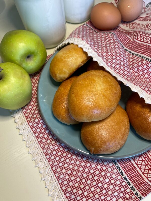 Мини пирожки с яблоком, 30гр